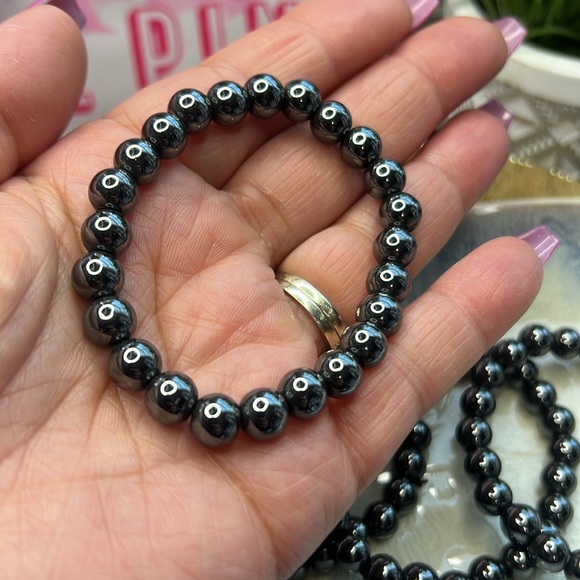 New Hematite natural stone Bracelet helps to absorb negative energy and more - Picture 4 of 11